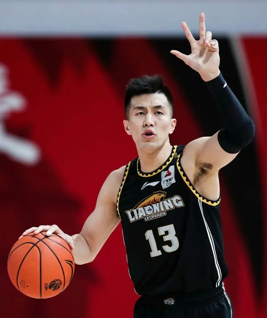 雷霆鏖战火箭，郭艾伦刷新纪录