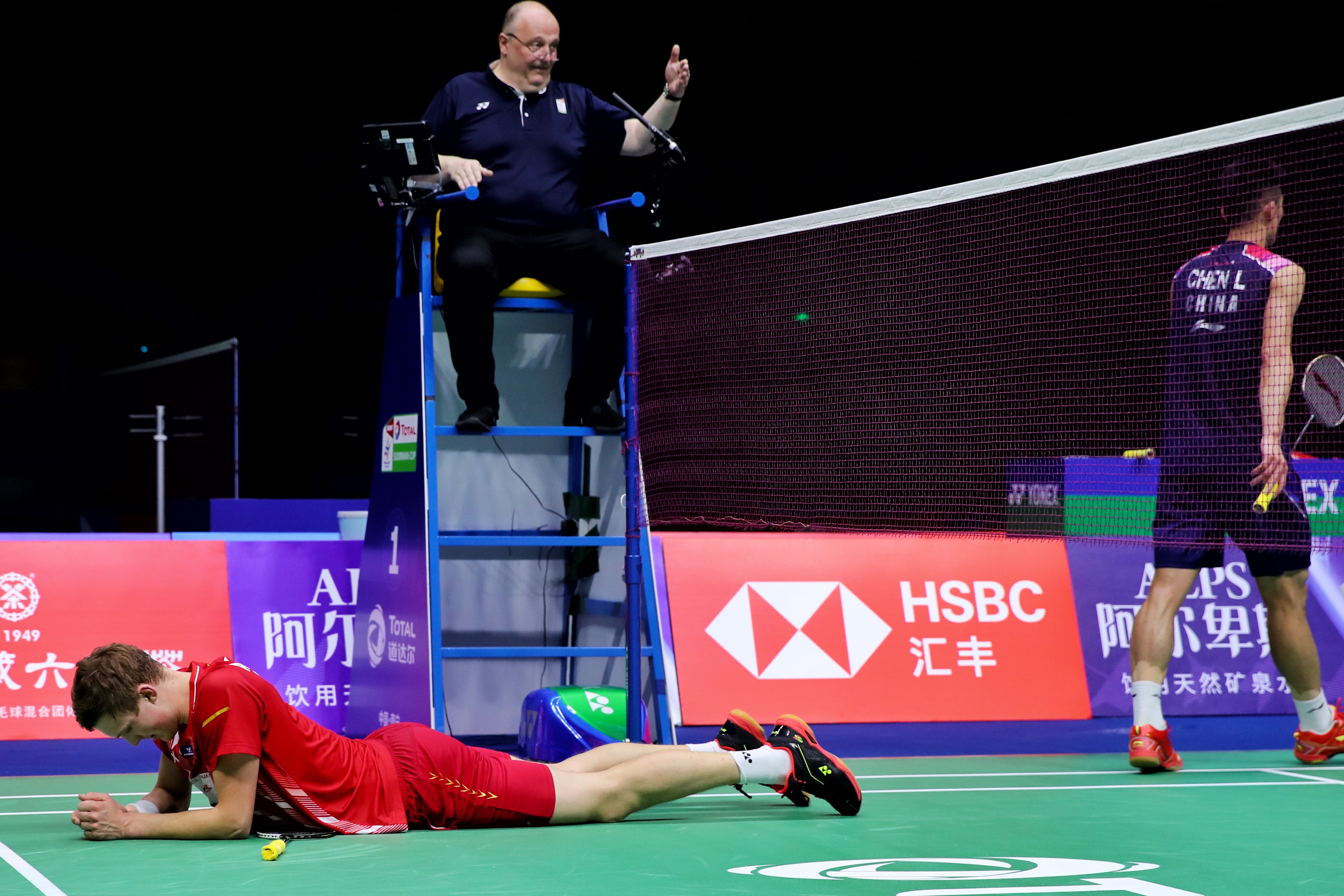 法国队碾压中国队，安赛龙点燃赛场