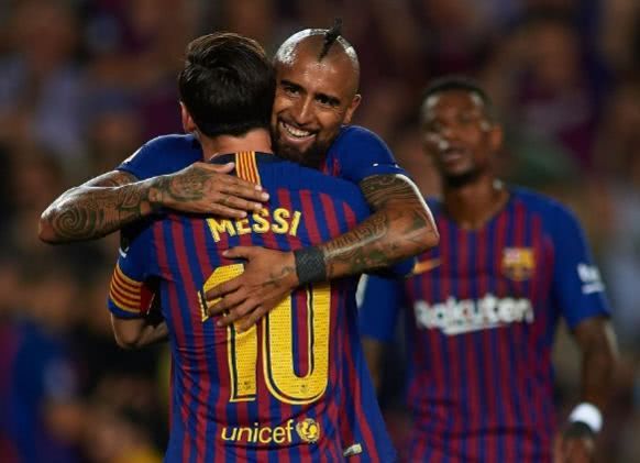 塞维利亚翻盘墨西哥，皮克关键制胜