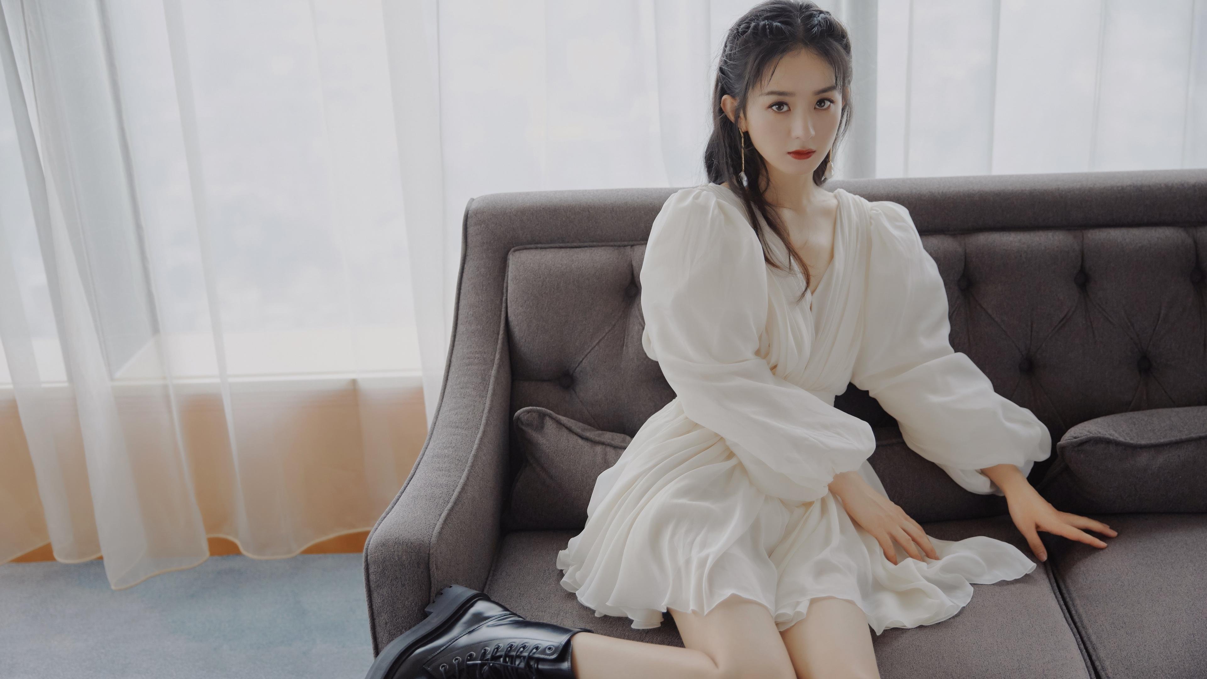 亚洲之光闪耀！金玟哉友谊赛独造三球创纪录，比利亚雷亚尔3-1轻取卡塔尔