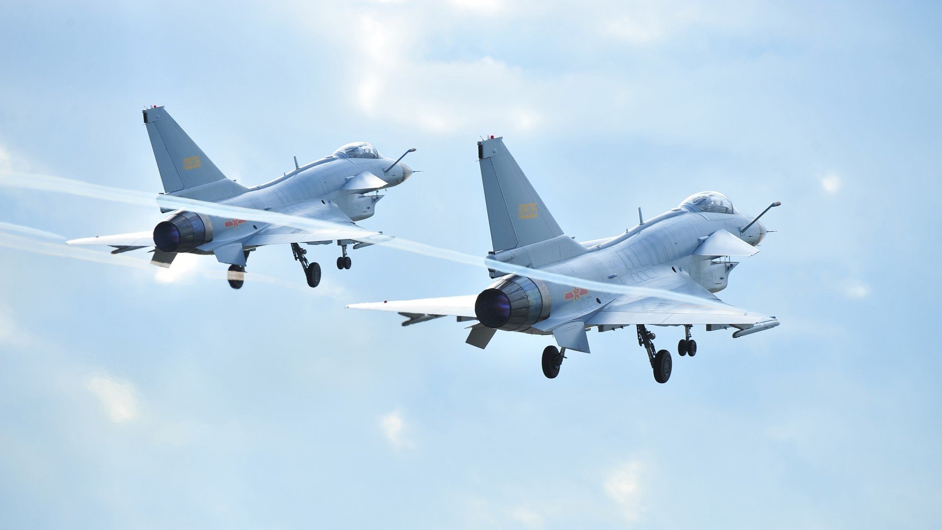 两天颠覆联盟格局，76人冲垮快船，浓眉炸裂夜空成为唯一真核